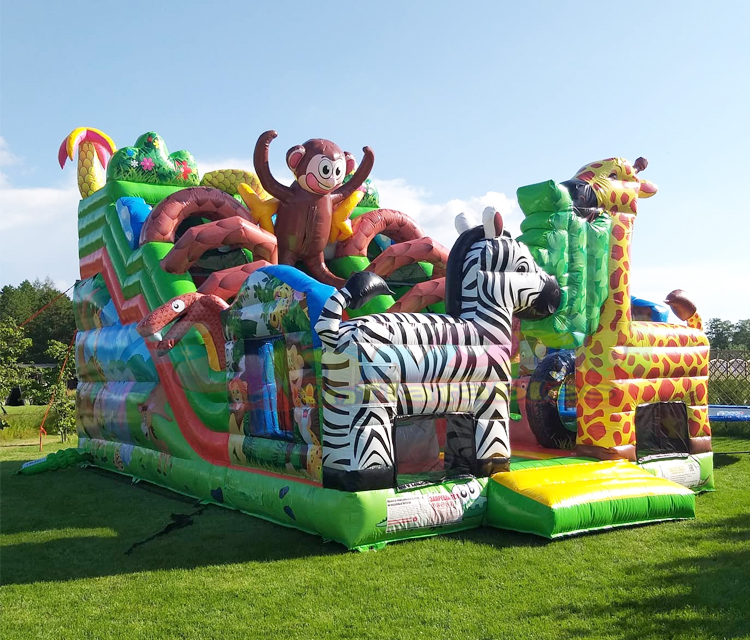Customized animal playland kids bouncing castle jumping house toboggan gonflable safari inflatable s
